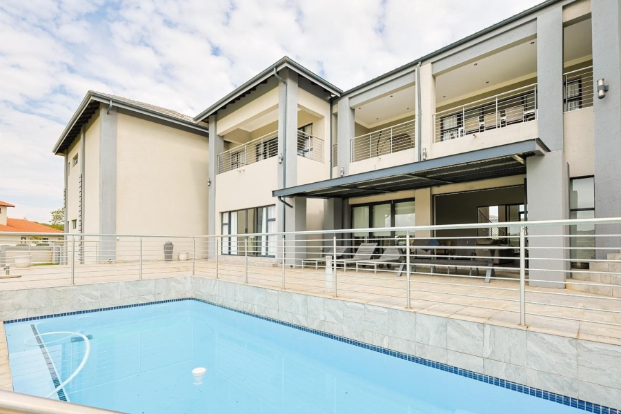 8 Bedroom Property for Sale in Mooikloof Gauteng