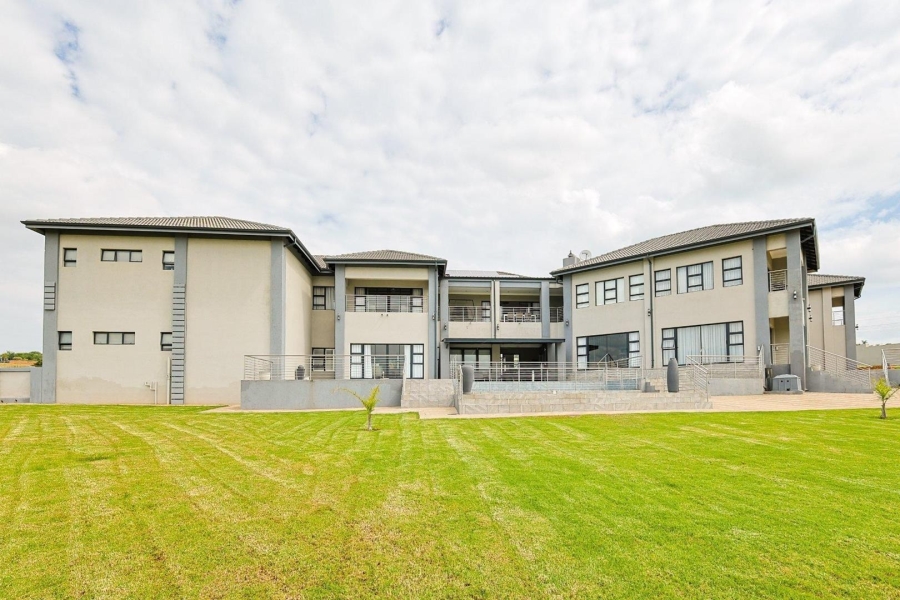 8 Bedroom Property for Sale in Mooikloof Gauteng