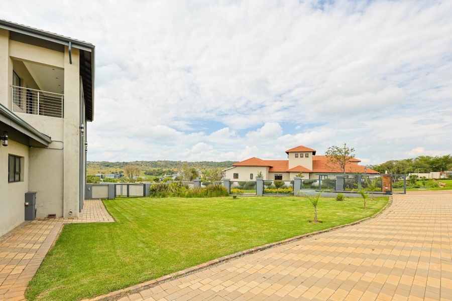 8 Bedroom Property for Sale in Mooikloof Gauteng