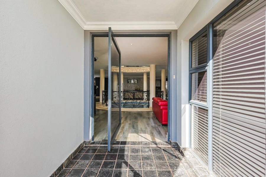 To Let 3 Bedroom Property for Rent in Silverwoods Country Estate Gauteng