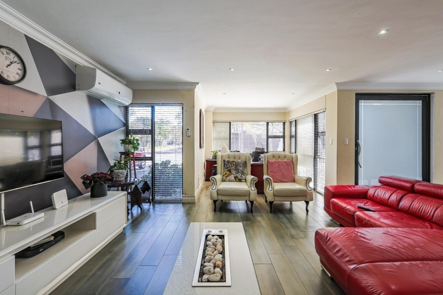 To Let 3 Bedroom Property for Rent in Silverwoods Country Estate Gauteng