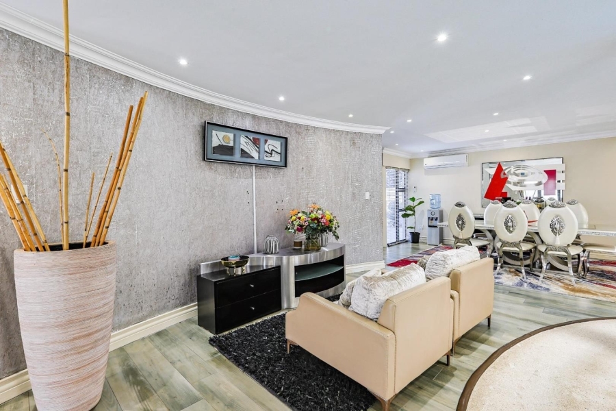 To Let 3 Bedroom Property for Rent in Silverwoods Country Estate Gauteng