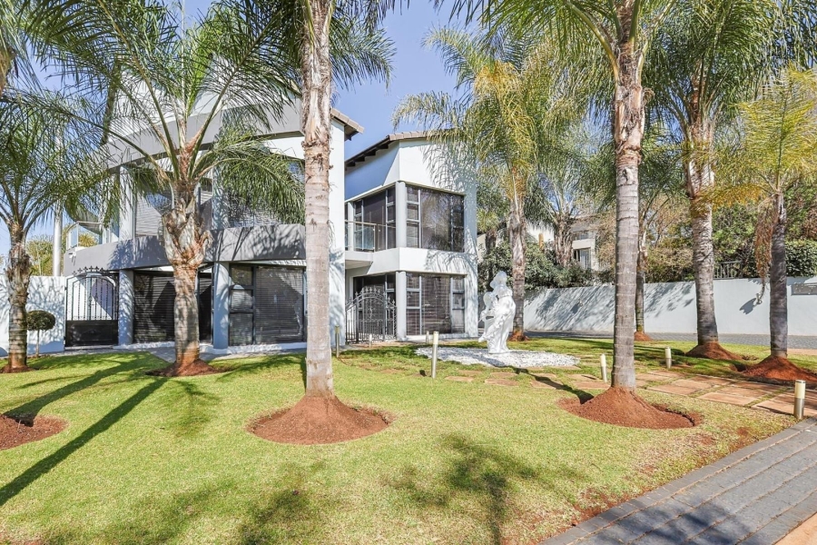 To Let 3 Bedroom Property for Rent in Silverwoods Country Estate Gauteng