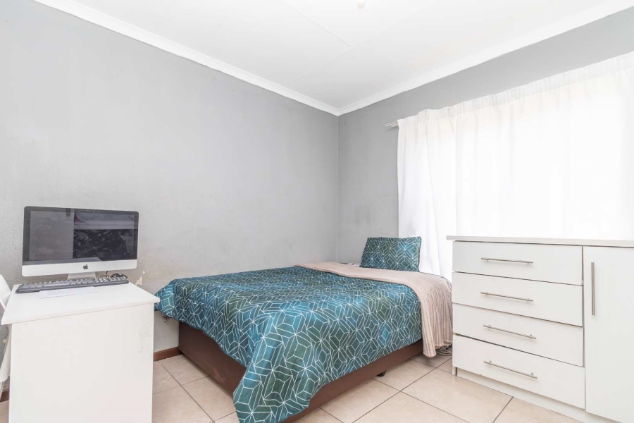 3 Bedroom Property for Sale in Honeypark Gauteng