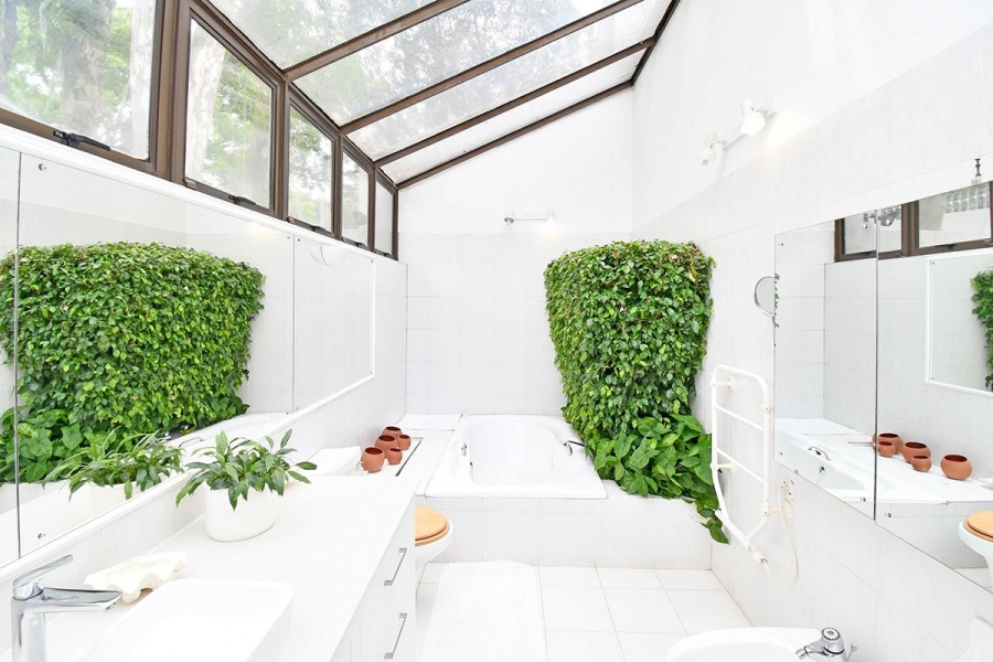 5 Bedroom Property for Sale in Benmore Gardens Gauteng