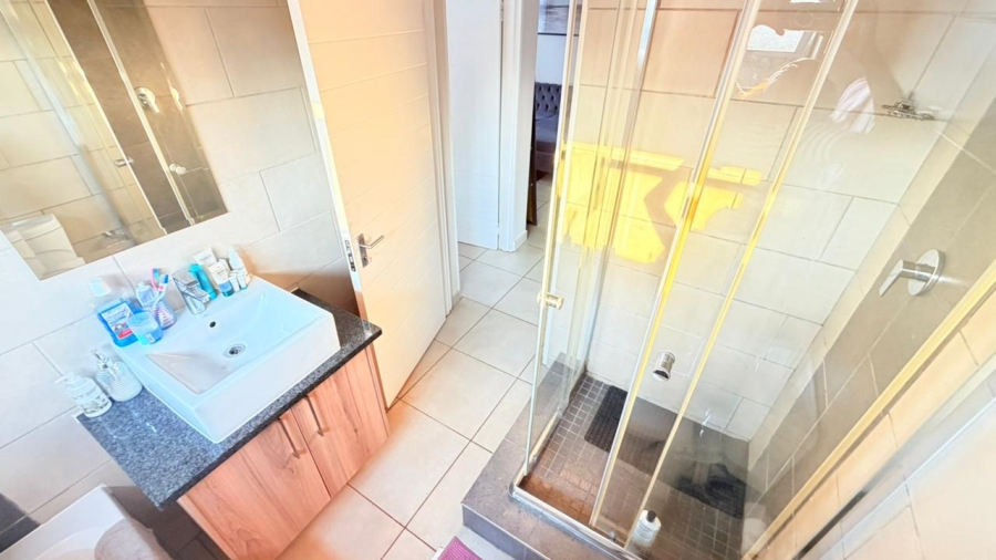 To Let 2 Bedroom Property for Rent in Edenburg Gauteng