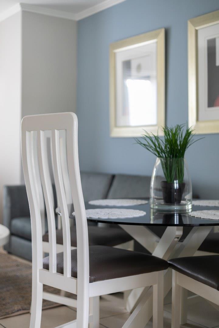 To Let 2 Bedroom Property for Rent in Sandown Gauteng