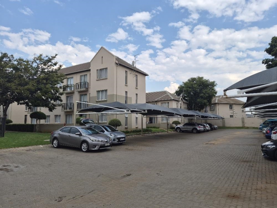 2 Bedroom Property for Sale in Klippoortjie A H Gauteng