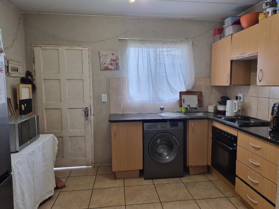 2 Bedroom Property for Sale in Klippoortjie A H Gauteng