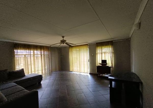 7 Bedroom Property for Sale in Valhalla Gauteng