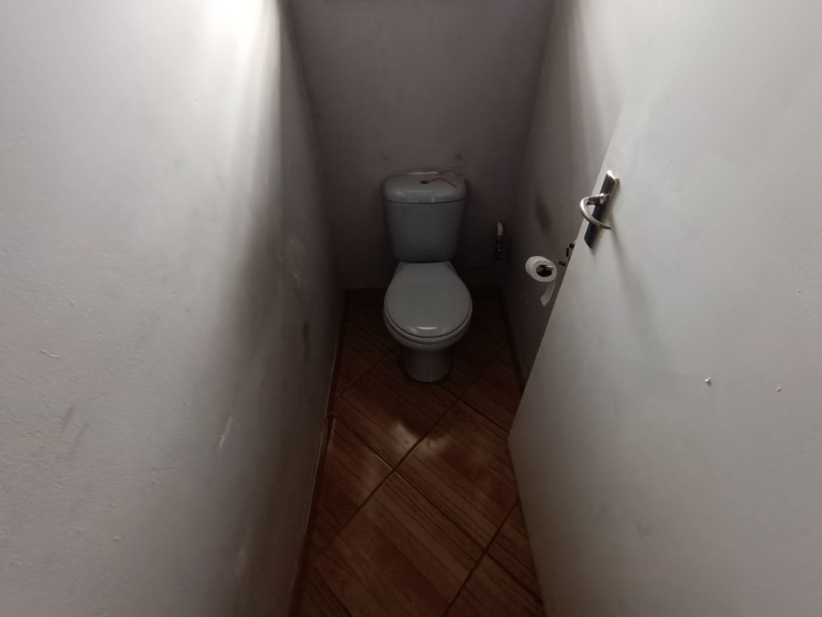 7 Bedroom Property for Sale in Valhalla Gauteng