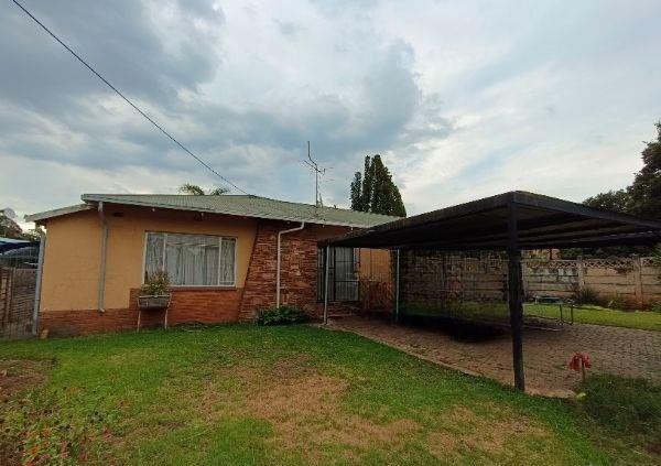 7 Bedroom Property for Sale in Valhalla Gauteng