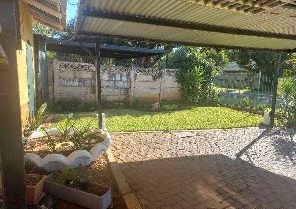7 Bedroom Property for Sale in Valhalla Gauteng