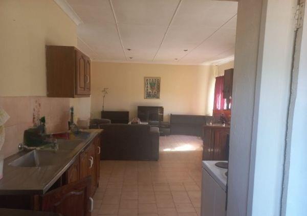 7 Bedroom Property for Sale in Valhalla Gauteng