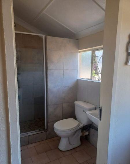 7 Bedroom Property for Sale in Valhalla Gauteng