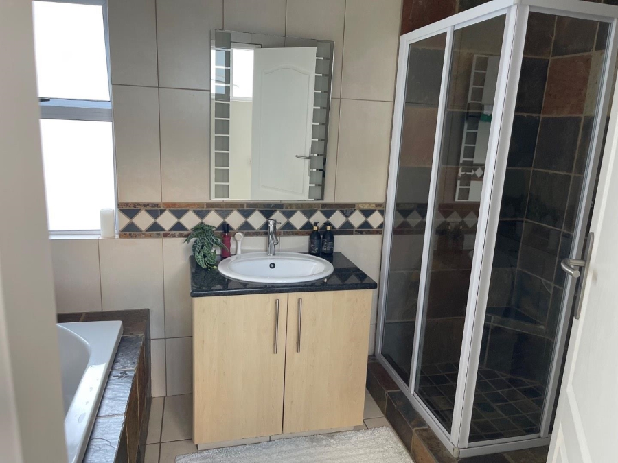 4 Bedroom Property for Sale in Ferndale Gauteng