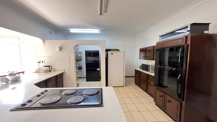 4 Bedroom Property for Sale in Sinoville Gauteng