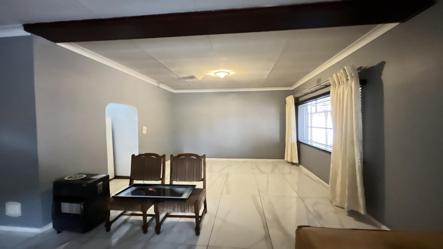 4 Bedroom Property for Sale in Sinoville Gauteng