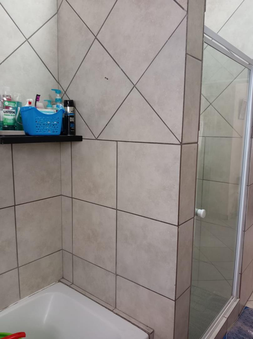 2 Bedroom Property for Sale in Pretoria North Gauteng