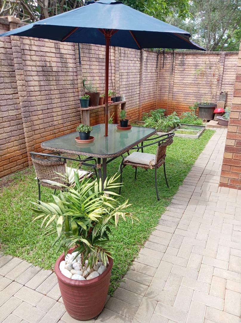 2 Bedroom Property for Sale in Pretoria North Gauteng