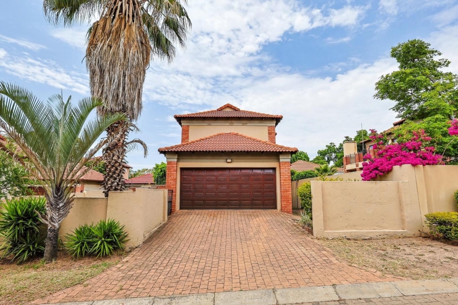 3 Bedroom Property for Sale in Equestria Gauteng
