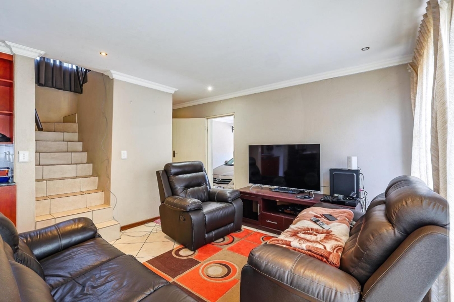 3 Bedroom Property for Sale in Equestria Gauteng