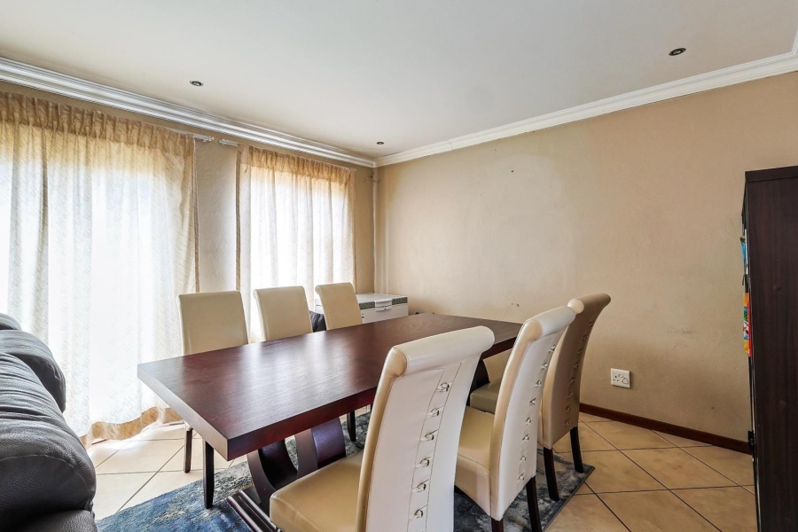 3 Bedroom Property for Sale in Equestria Gauteng