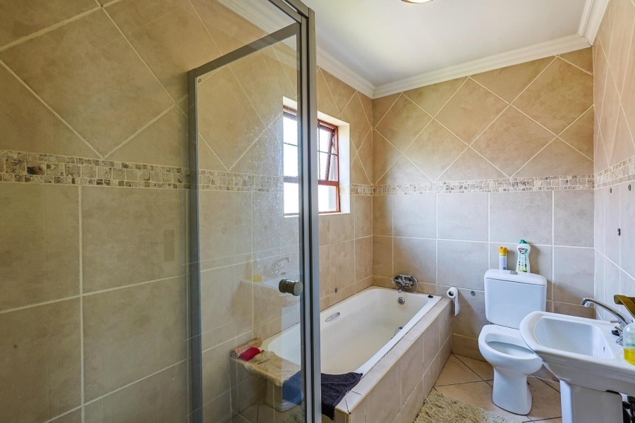 3 Bedroom Property for Sale in Equestria Gauteng