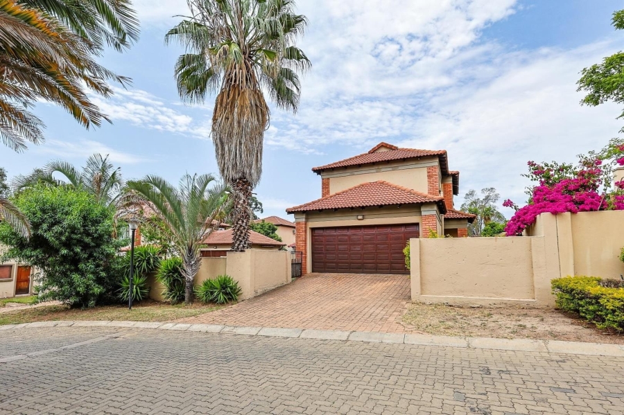 3 Bedroom Property for Sale in Equestria Gauteng