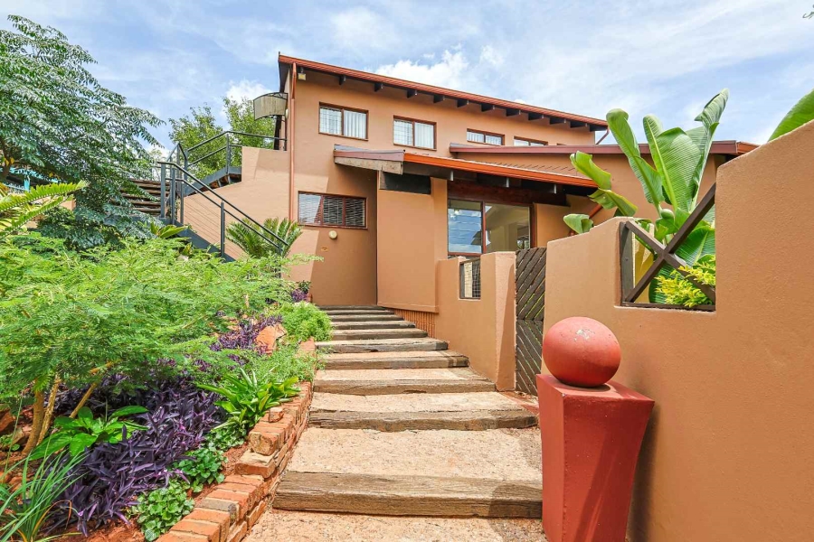 4 Bedroom Property for Sale in Murrayfield Gauteng