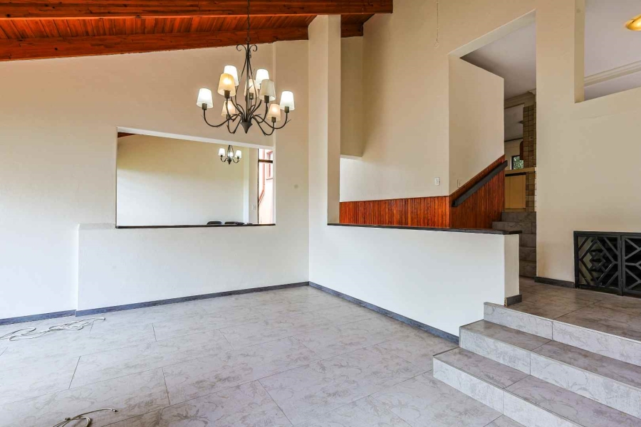 4 Bedroom Property for Sale in Murrayfield Gauteng