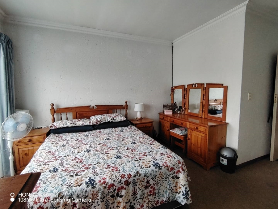 To Let 3 Bedroom Property for Rent in Zwartkop Gauteng