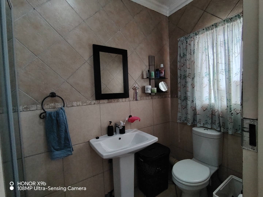 To Let 3 Bedroom Property for Rent in Zwartkop Gauteng