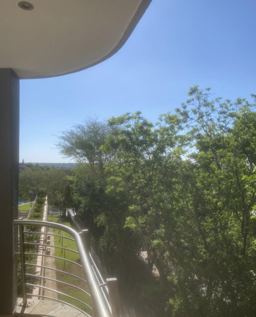 2 Bedroom Property for Sale in Sandhurst Gauteng