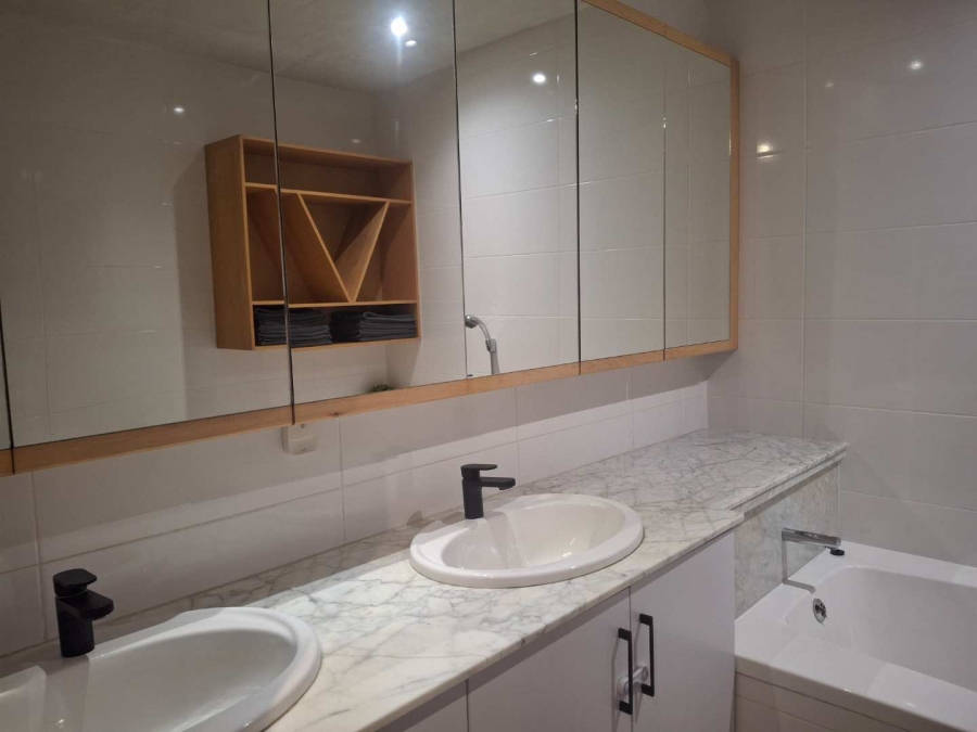 To Let 3 Bedroom Property for Rent in Morningside Gauteng