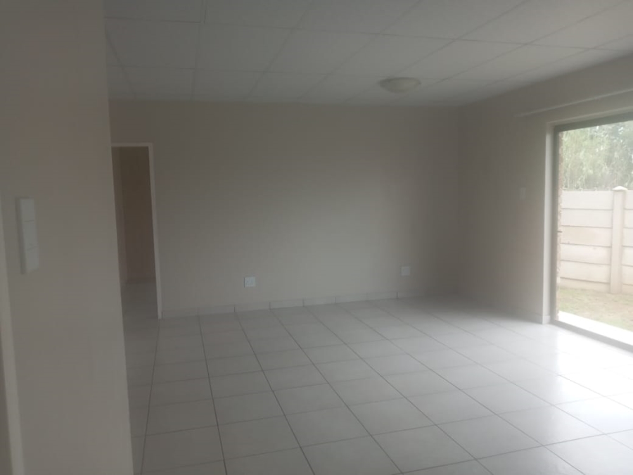 To Let 3 Bedroom Property for Rent in Riversdale Gauteng