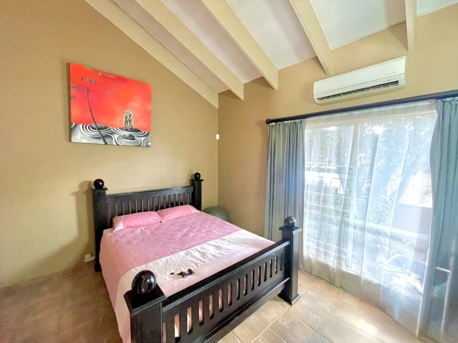 5 Bedroom Property for Sale in Garsfontein Gauteng