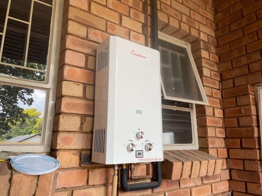 5 Bedroom Property for Sale in Garsfontein Gauteng