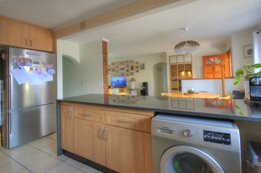 3 Bedroom Property for Sale in Brackenhurst Gauteng