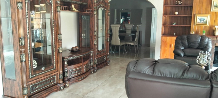 3 Bedroom Property for Sale in Selcourt Gauteng