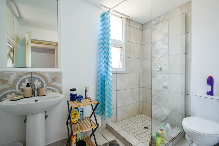 4 Bedroom Property for Sale in Faerie Glen Gauteng