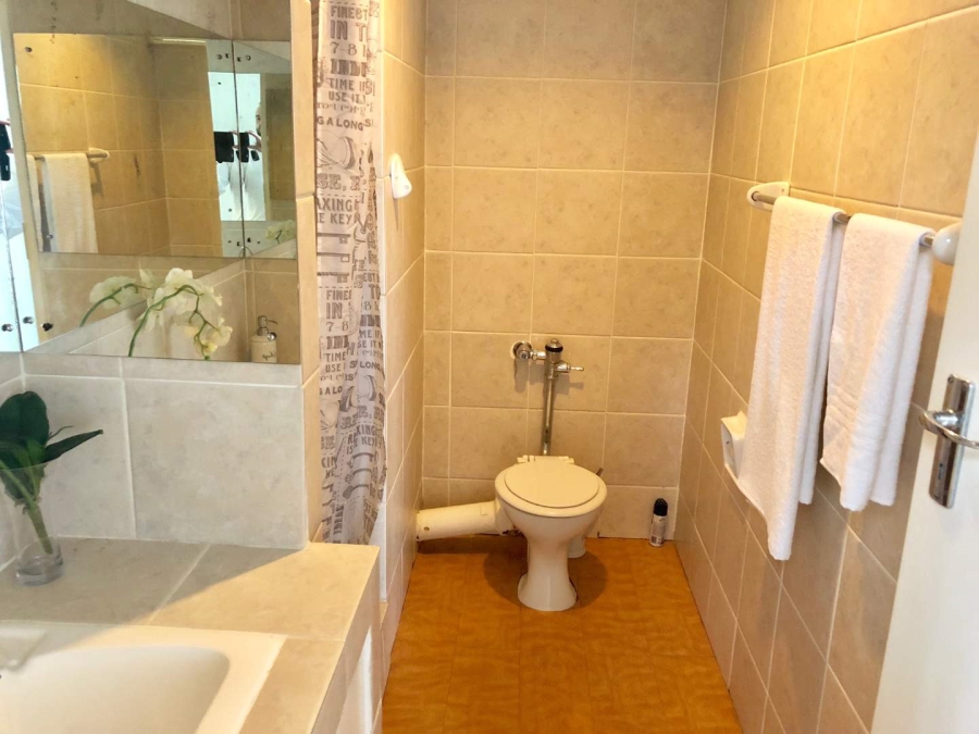 To Let 3 Bedroom Property for Rent in Benmore Gardens Gauteng