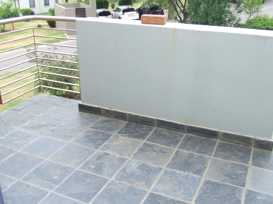 To Let 1 Bedroom Property for Rent in Jackal Creek Golf Estate Gauteng