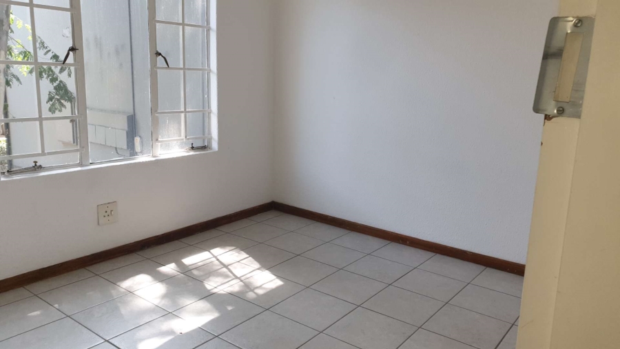 2 Bedroom Property for Sale in Boskruin Gauteng