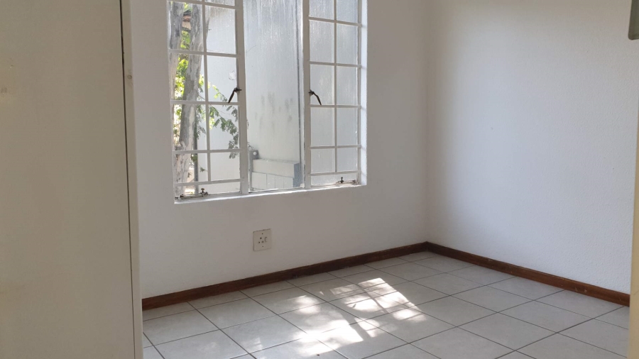 2 Bedroom Property for Sale in Boskruin Gauteng