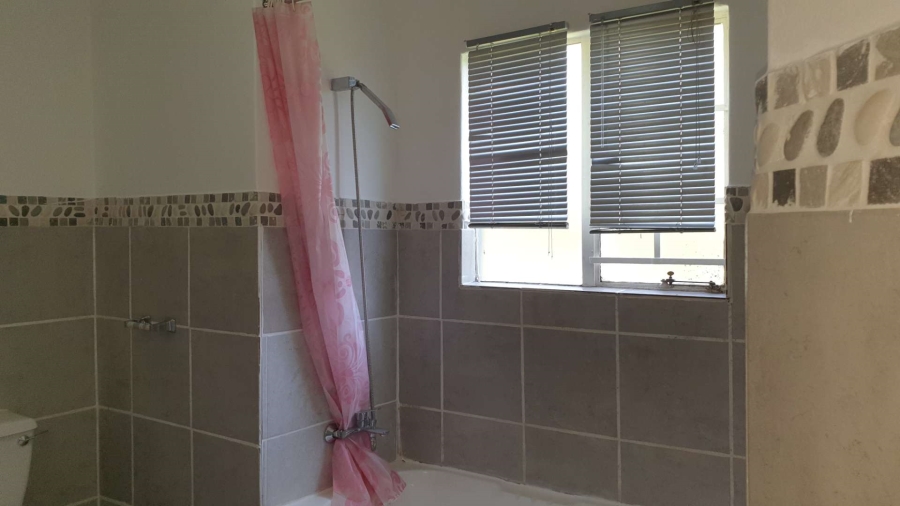 2 Bedroom Property for Sale in Boskruin Gauteng