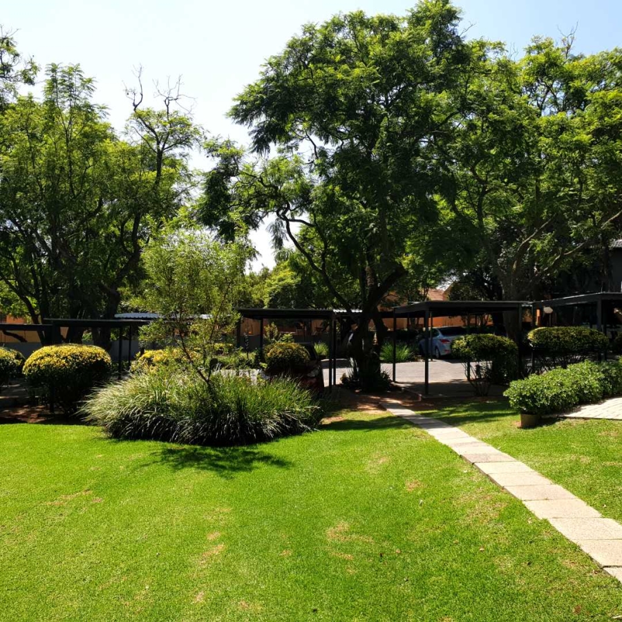 2 Bedroom Property for Sale in Boskruin Gauteng