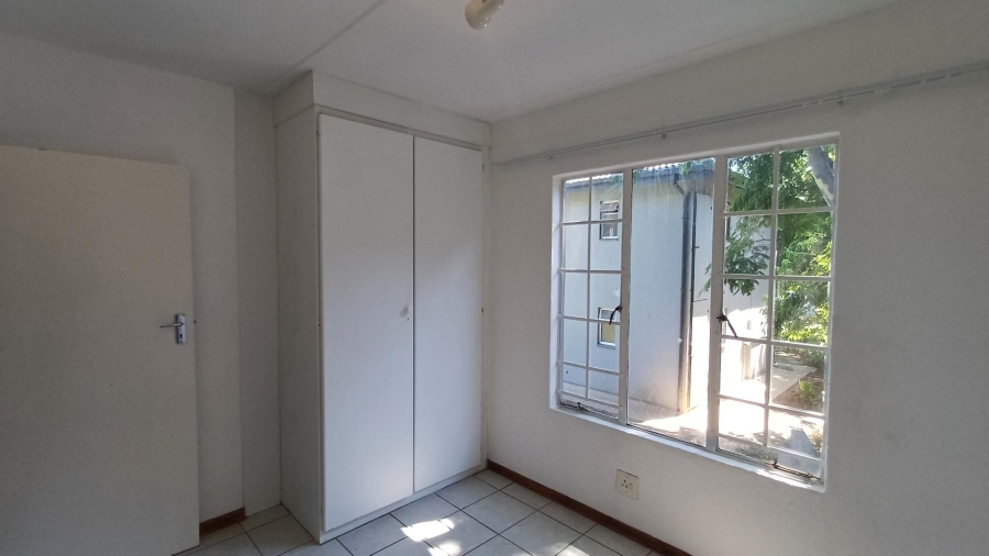 2 Bedroom Property for Sale in Boskruin Gauteng