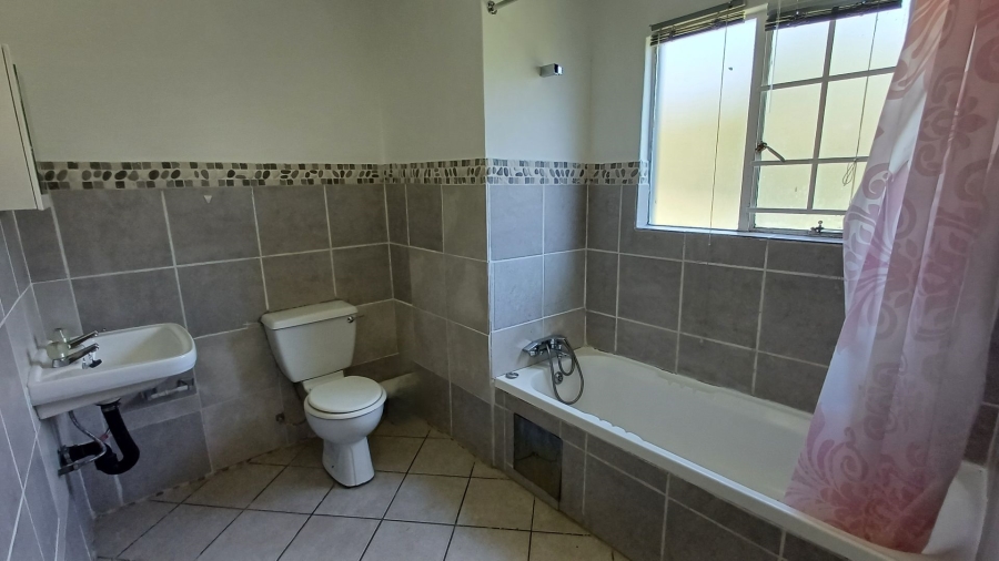 2 Bedroom Property for Sale in Boskruin Gauteng