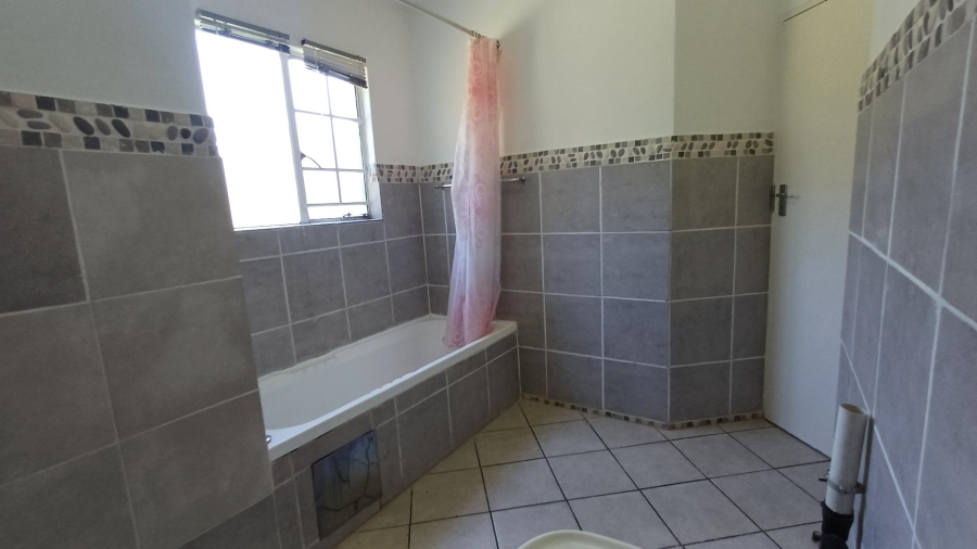 2 Bedroom Property for Sale in Boskruin Gauteng
